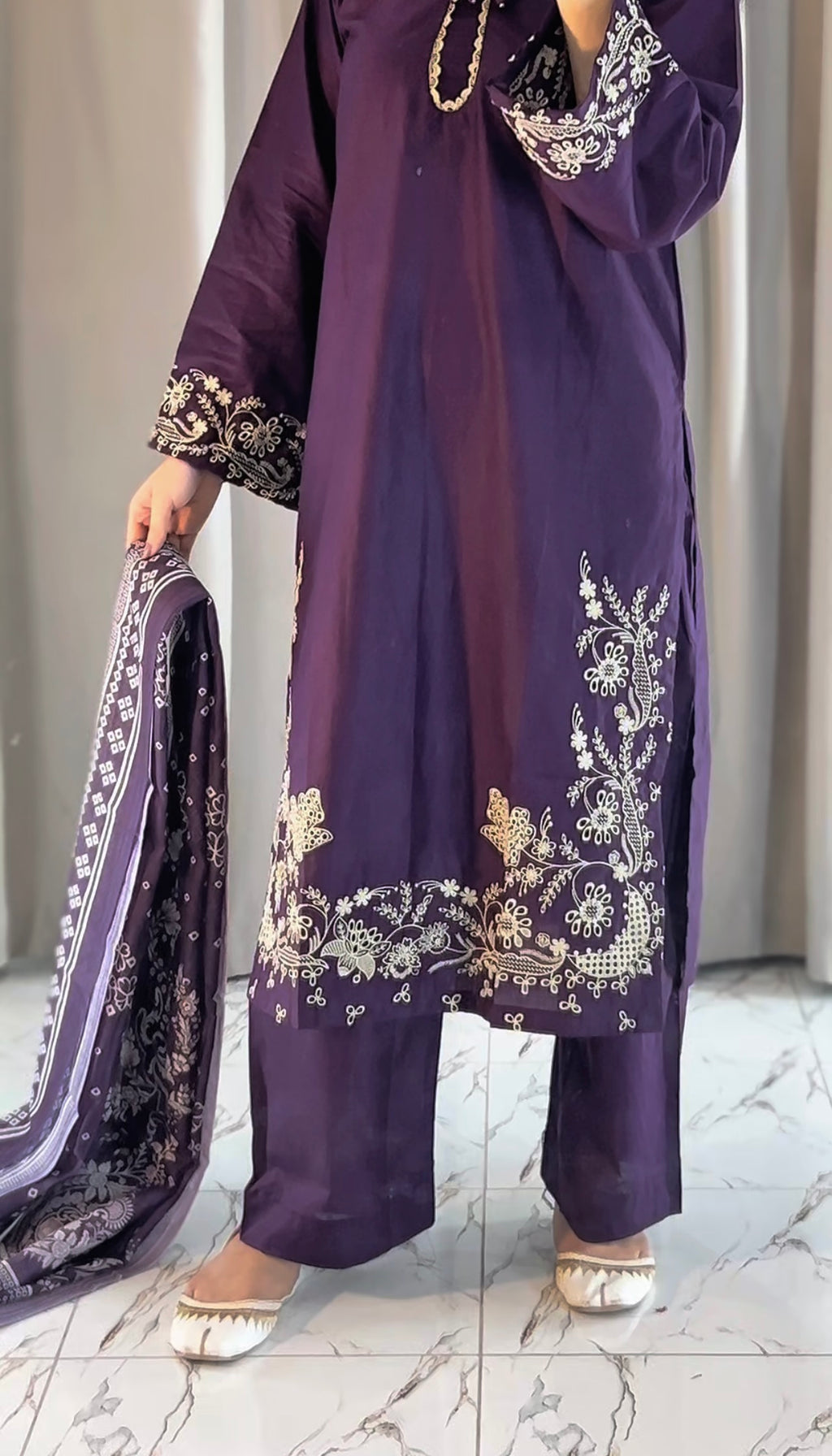 Ayn  Embroidered 3-Piece