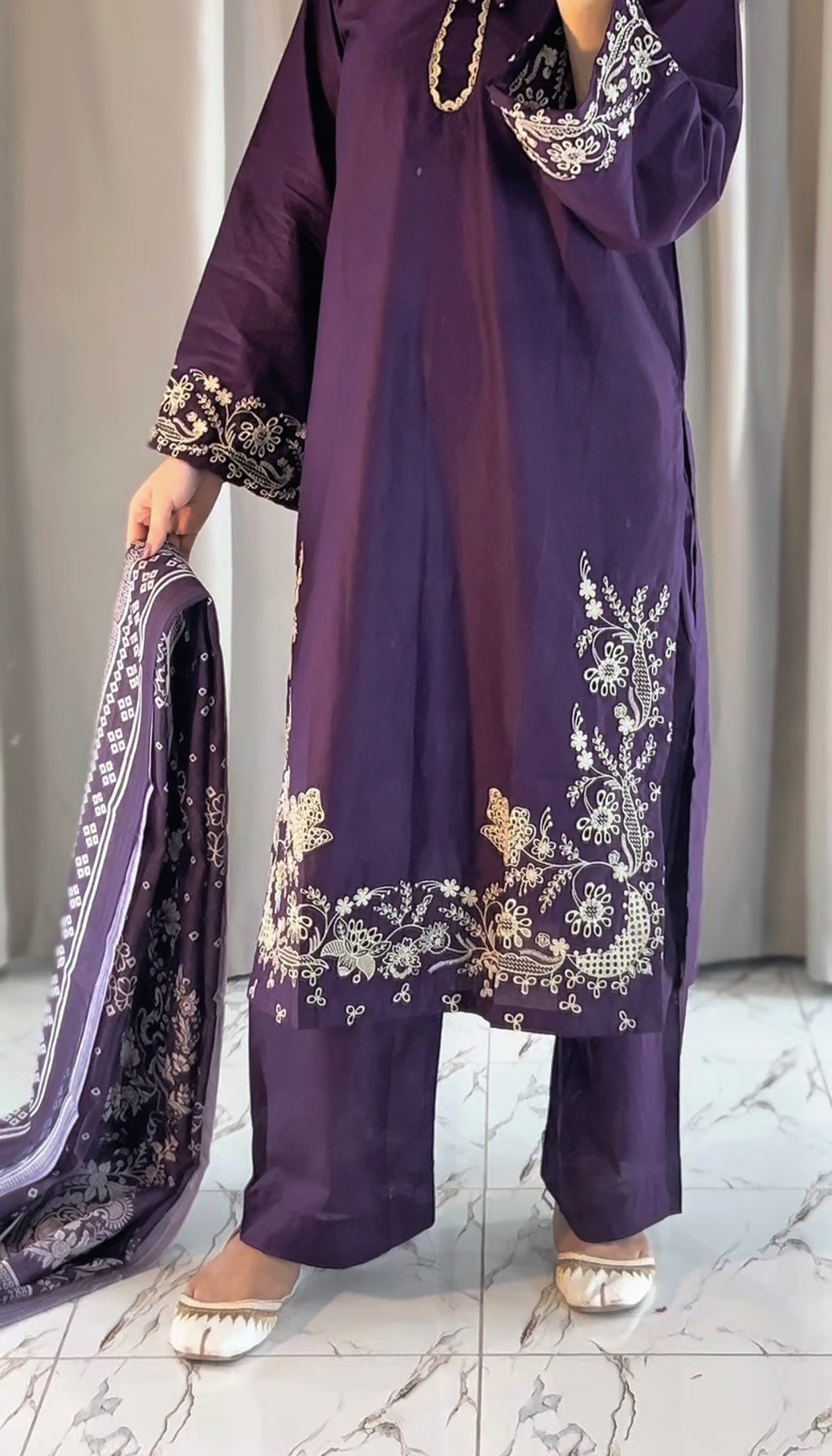Ayn  Embroidered 3-Piece