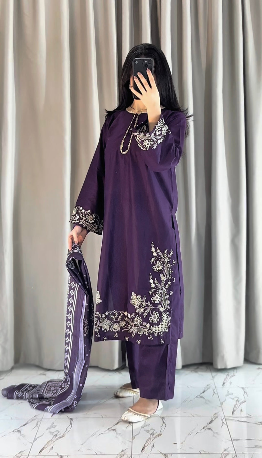 Ayn  Embroidered 3-Piece
