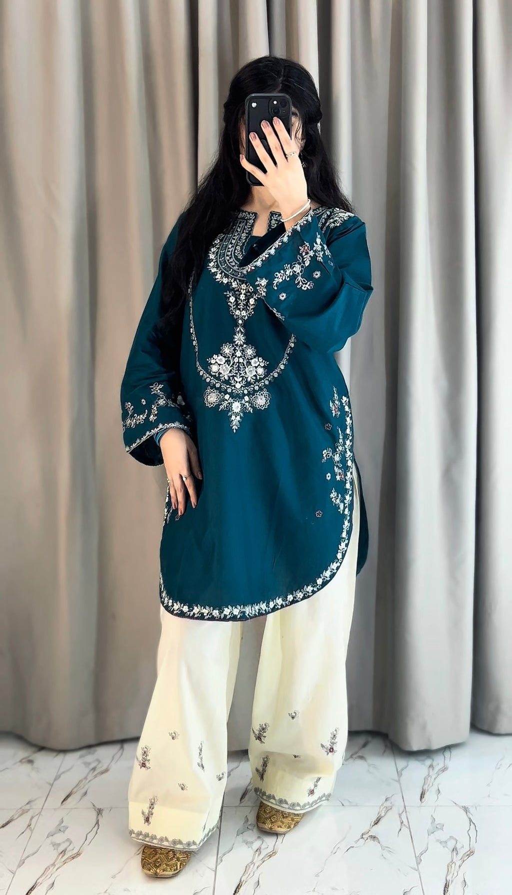 Dark   Embroidered 3-Piece