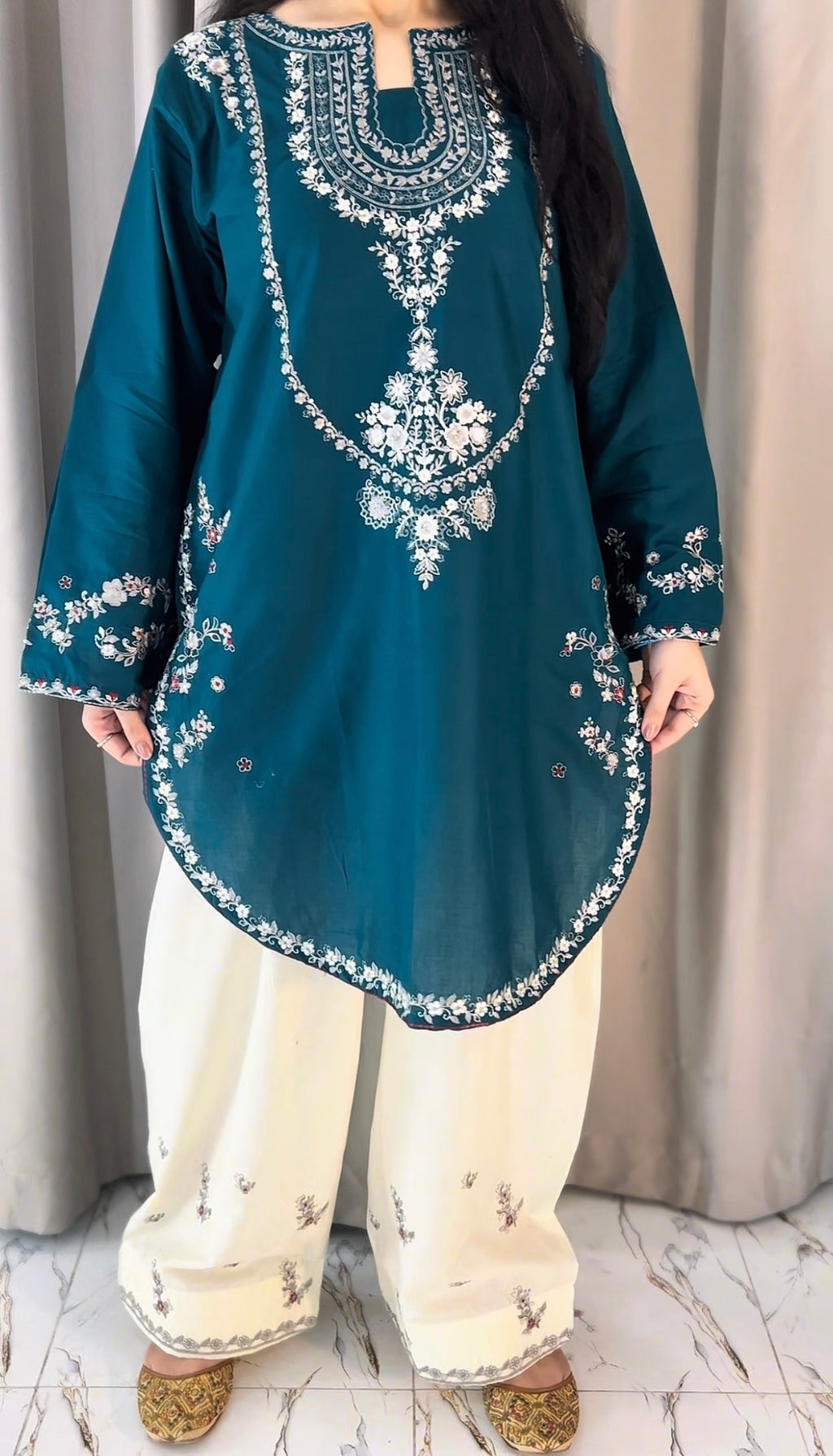 Dark   Embroidered 3-Piece