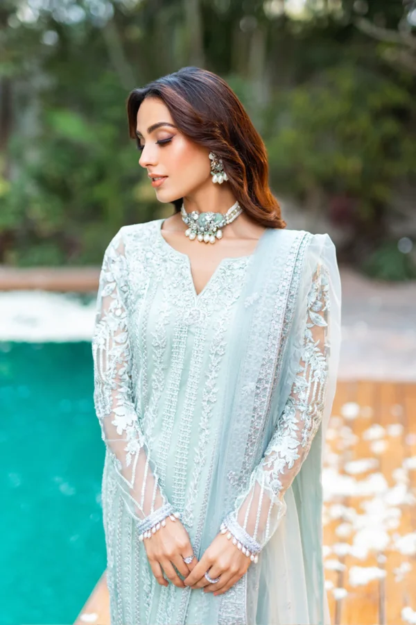 LUXE - EMBROIDERED 2023 - Mint Breeze